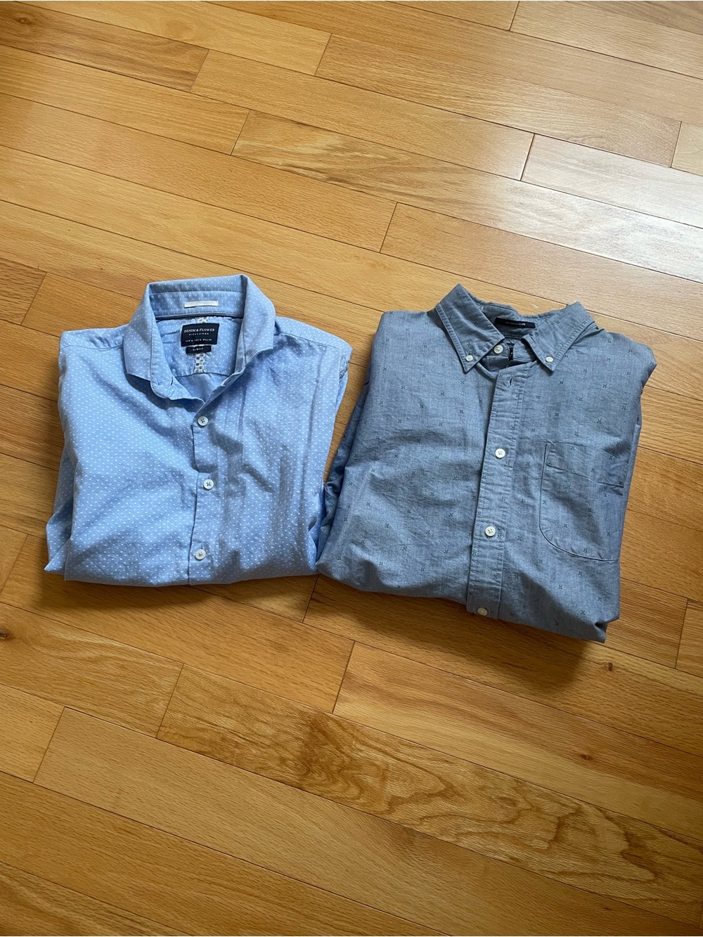 Lot of 2 Men’s Long Sleeve Button Up Shirts Lands’ End-Denim & Flower-Medium